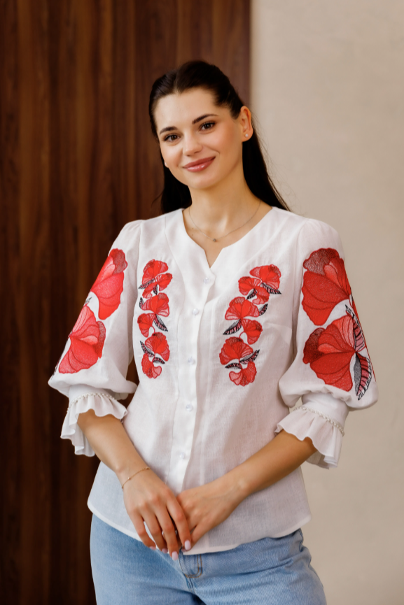 Ukrainian women's embroidered blouse "Makova"