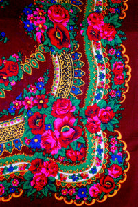 Ukrainian shawl "Hustka". Maroon. Small